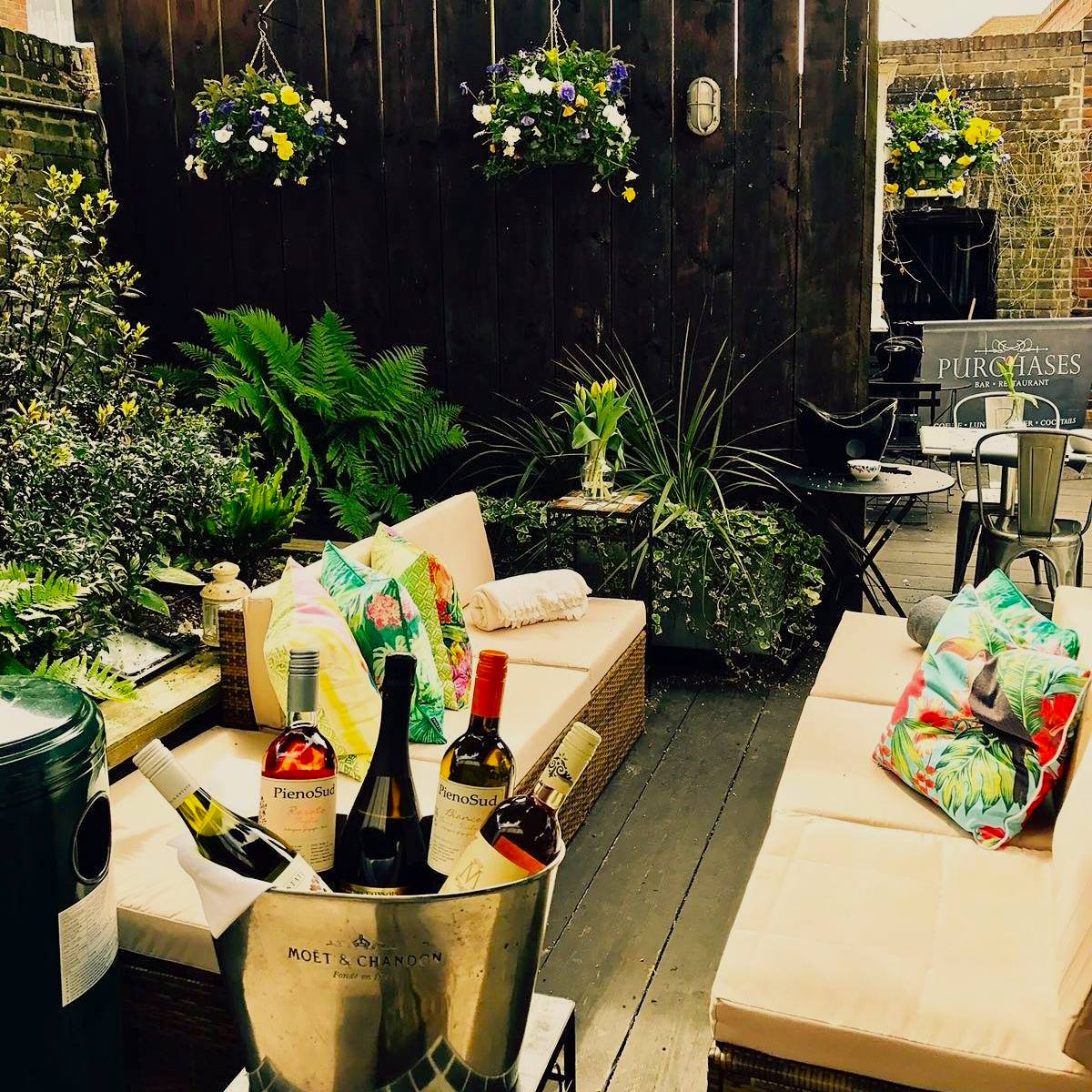 Al Fresco Dining & Drinks The Garden at Purchases Restaurant